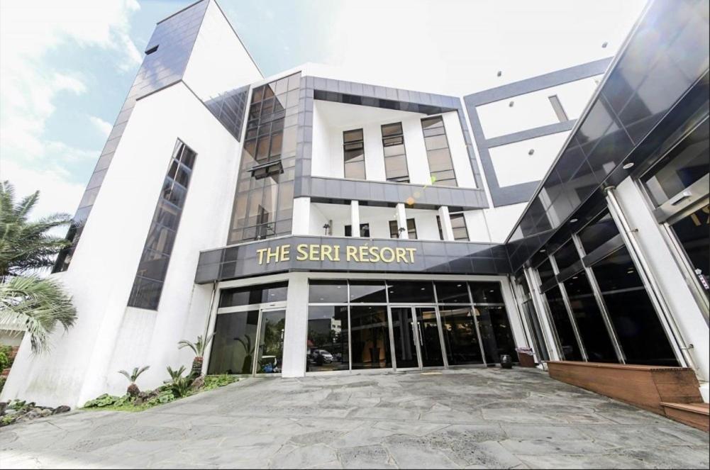 เดอะ เซริ รีสอร์ต Hotel ซอกวีโพ ภายนอก รูปภาพ
