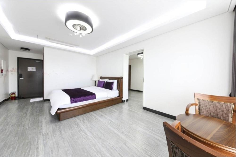 เดอะ เซริ รีสอร์ต Hotel ซอกวีโพ ภายนอก รูปภาพ